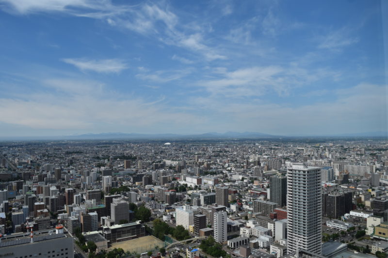 展望室T38から360℃パノラマで札幌を眺望