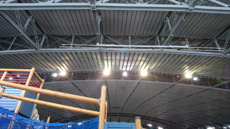 札幌ドームの天井がこんなに近い