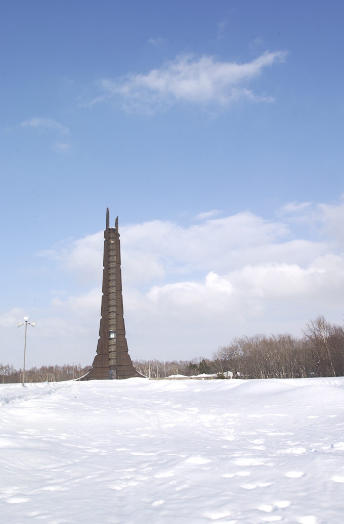冬の百年記念塔