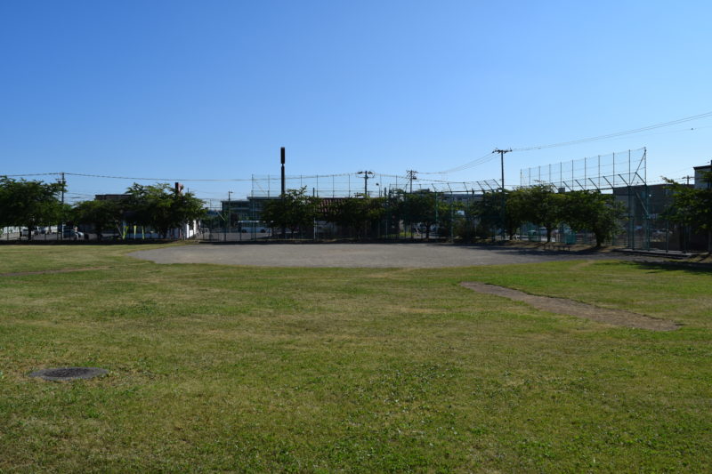 一の村公園野球場