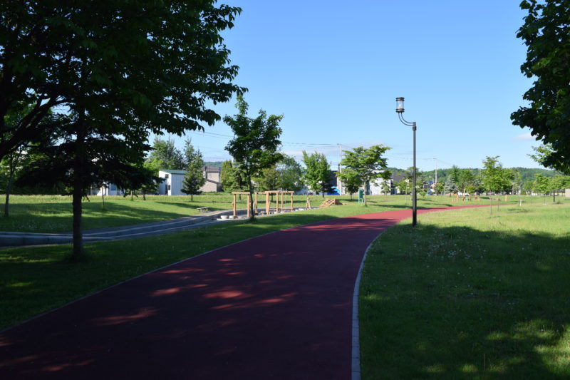 忠和公園ジョギングコース
