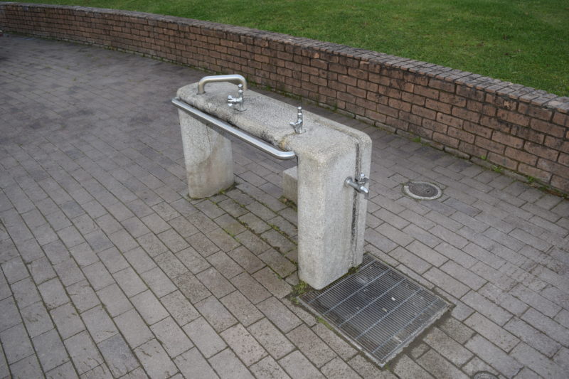 わんぱく広場の水飲み場・手洗い場