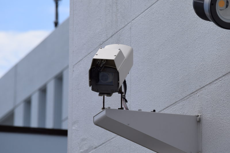 丘珠空港送迎デッキにある監視カメラ