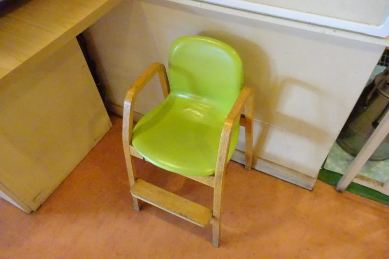 子供用椅子(ベビーチェア)