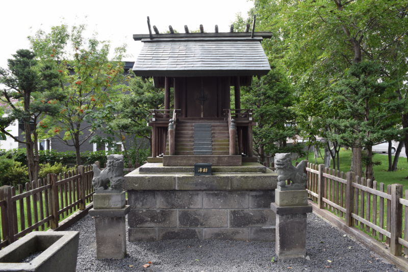 札幌神社の社殿
